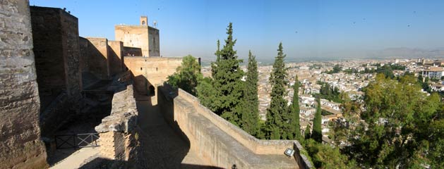 Alcazaba - walls and city