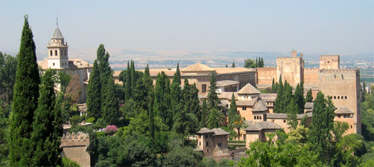 Alhambra - generalife pan view