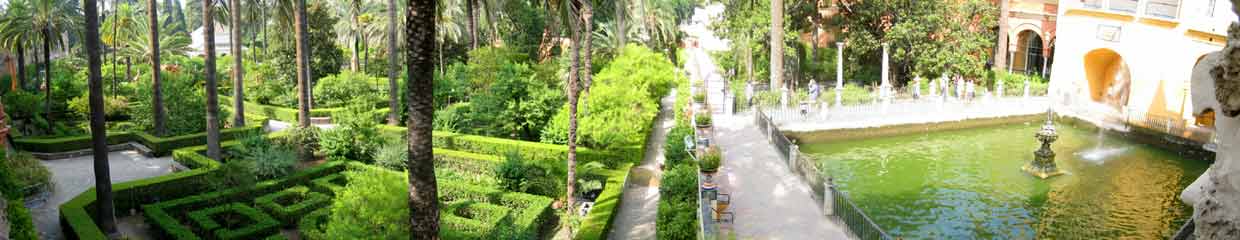 Seville Alcazar - inside garden panoramic